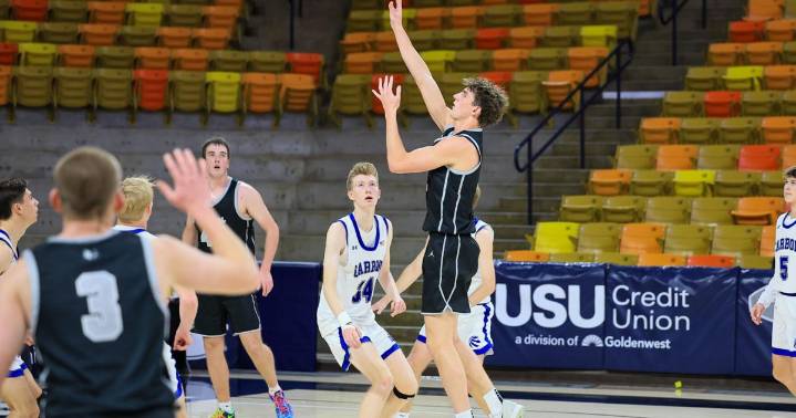GALLERY: Green Canyon 73, Carbon 30 boys basketball