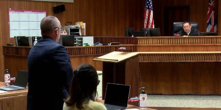 Defense attorney blames prosecutor in effort to dismiss Maui manslaughter case