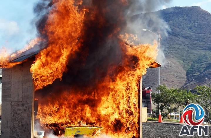 Piden extremar precauciones con veladoras y fogatas en celebraciones decembrinas