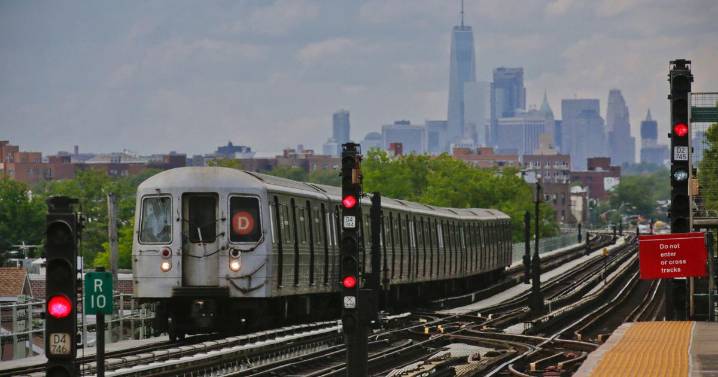 High school student, 18, charged with arson in fire that burned New York City subway passenger