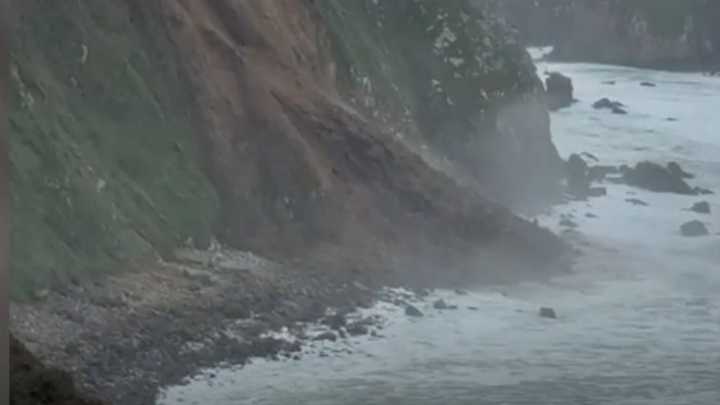 Desprendimiento de acantilados en Valdoviño: la costa de Campelo sufre un derrumbe espectacular