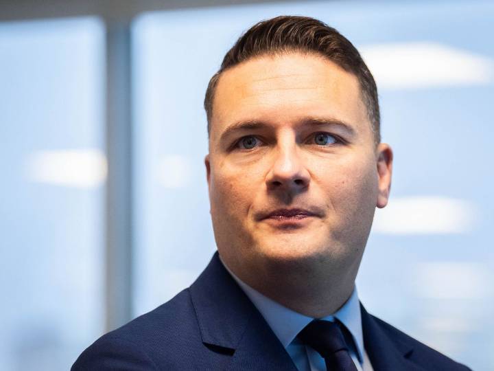 Streeting: Christmas strikes could be the ‘Jenga piece’ that collapses NHS