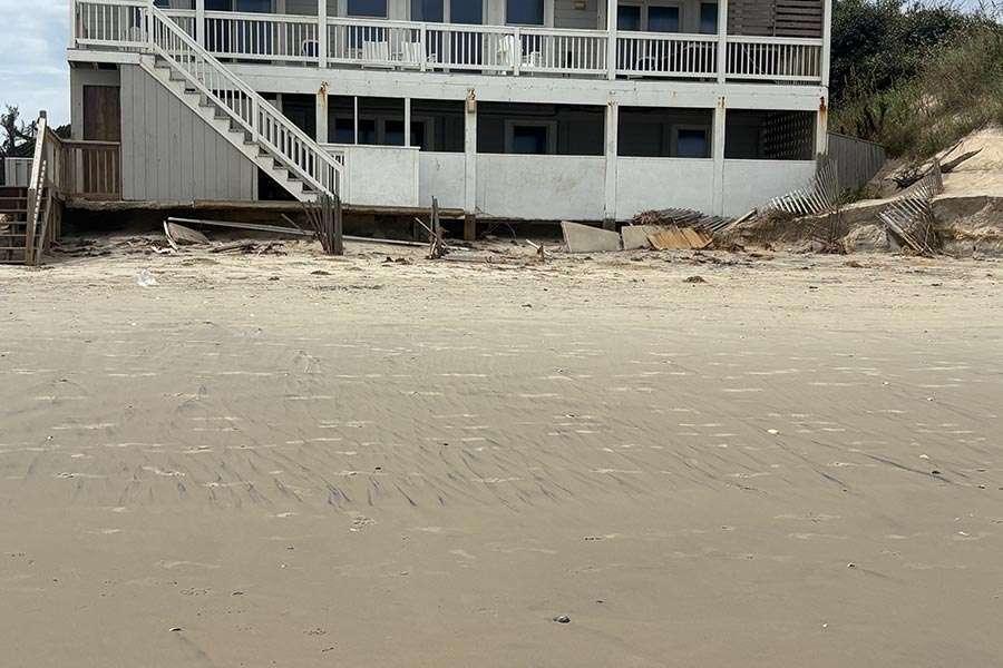 The Outer Banks Voice - ‘Nero fiddles while Rome burns’: The ongoing controversy over shoreline management in Currituck