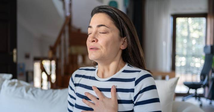 Symptoms of a cold vs Covid - seven things you need to know