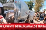 Un policía de la Ciudad le robó el celular a un manifestante en medio de la represión a trabajadores del INTI