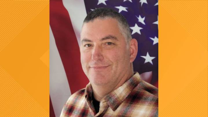 DOCUMENTS: Van Zandt County commissioner accused of impersonating police officer, misusing his authority