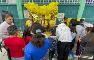 Niños y padres participan en Feria de las Emociones