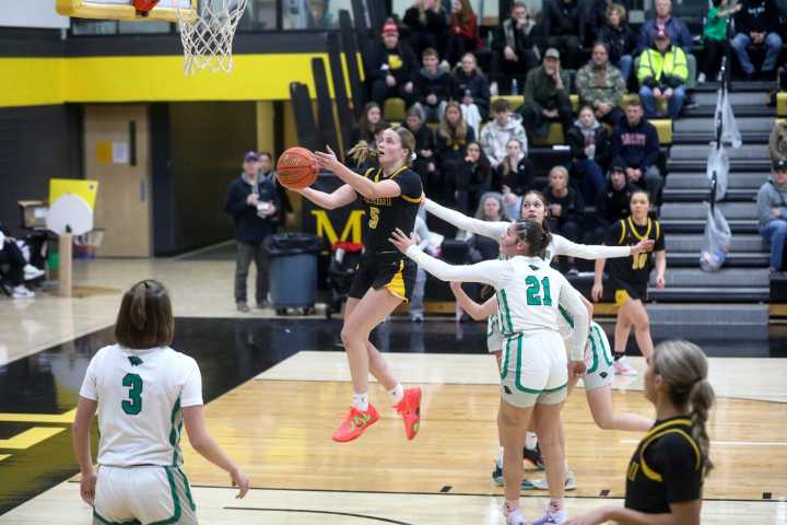 Johnson, Berger lead second-half surge in win over Rock Ridge