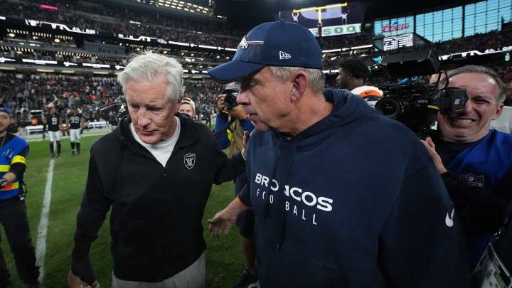 Dave Portnoy leads brigade of gambling fans questioning end of game from officials, Raiders’ Pete Carroll