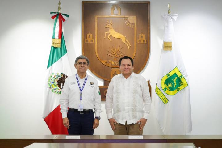 Gobernador revisa los avances del Puerto de Altura de Progreso