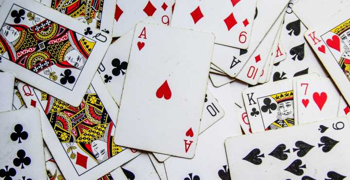 Couple Allegedly Used Spycam and Earpieces to Pull Off $800K Casino Scam