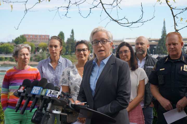 Oregon Gov. Tina Kotek confirms she will seek reelection in 2026