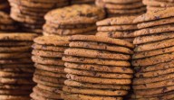 Where to find free or cheap cookies on National Cookie Day 2025