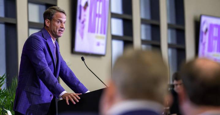 Scott Rabalais: On a wild signing day, much is accomplished and undone for Lane Kiffin, LSU