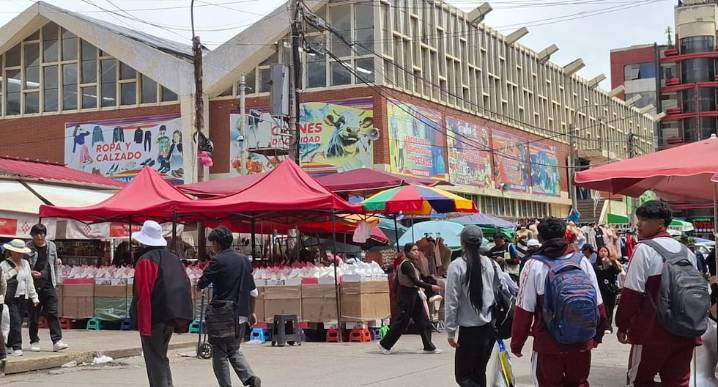 Comerciantes de Huancayo alertan fuerte impacto de importaciones chinas y comercio informal en campaña navideña