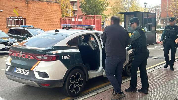La Guardia Civil detiene a un aragonés en La Rioja por tráfico de drogas