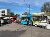 Se preparan comerciantes para encendido del árbol en Plaza del Ángel