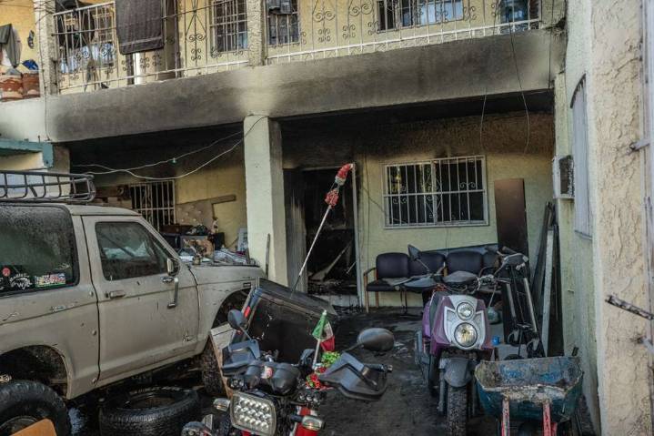 Se incendia la cocina y sala de una casa en la colonia Colinas de la Mesa
