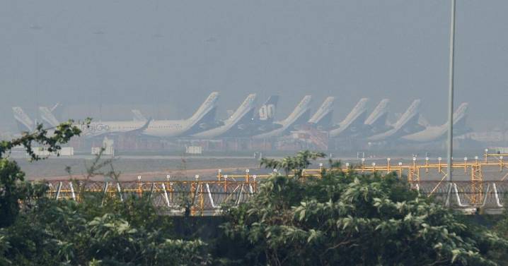 India DGCA slashes IndiGo's flight schedule by 5% amid disruptions