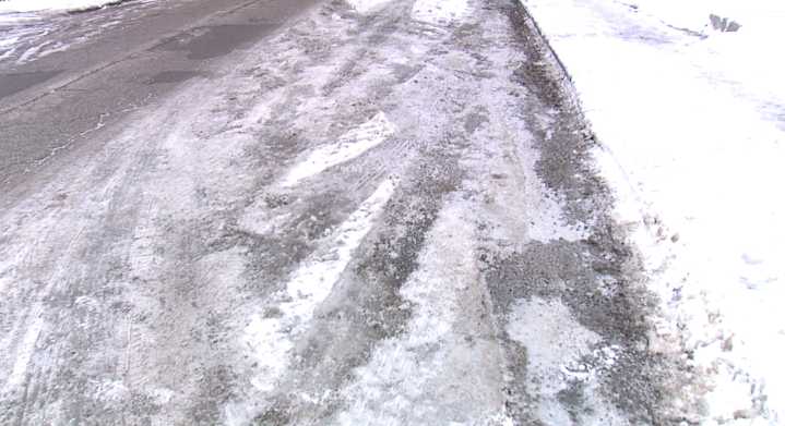 Indianapolis DPW plows major trails, protected bike lanes for first time