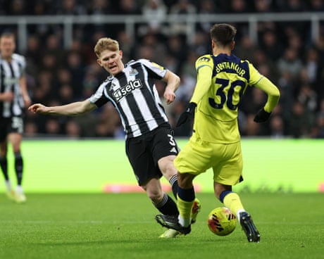 Newcastle v Tottenham: Premier League