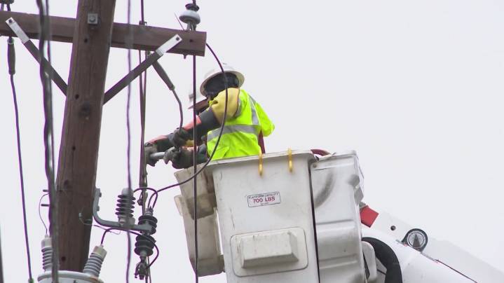 FirstEnergy reports thousands of power outages in Summit, Stark counties