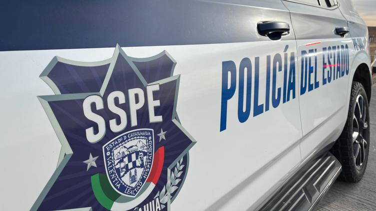 Detuvieron estatales a municipal y su hermano; iban ebrios y armados