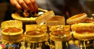 Gold prices hold near Rs 1.30 lakh as traders brace for a Fed rate cut. Is a breakout above Rs 1.31 lakh next?