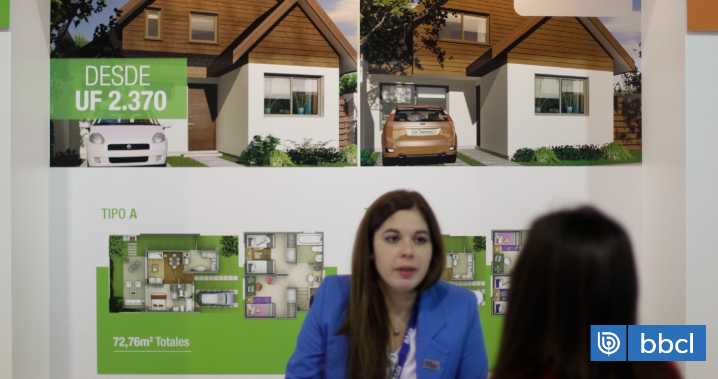 Por "tormenta perfecta": Comprar una vivienda en Chile exige hoy 40% más de ingresos que hace 5 años