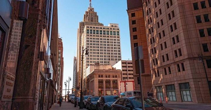 Which are the best and worst cities to own a car in 2025?