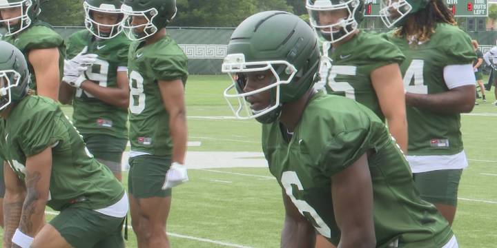 Michigan State wide receiver Nick Marsh plans to enter the transfer portal