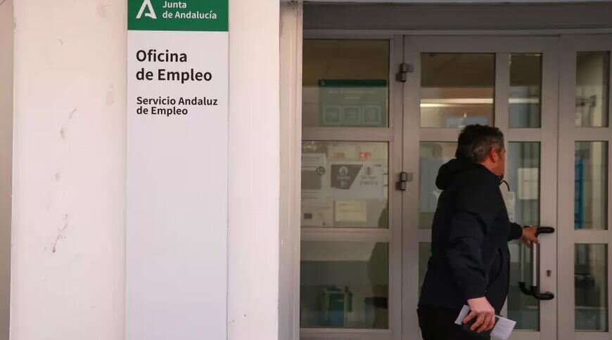 Rota sufre un aumento del desempleo de 10 personas (1.953) durante noviembre
