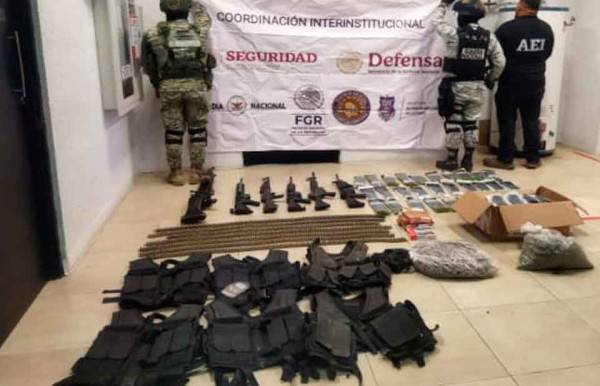 Aseguran armas, droga, cartuchos y equipo táctico en Santa Bárbara