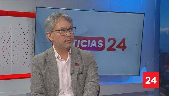 Guillermo Muñoz y comercio ambulante en Metro: “Es una mafia que está explotando a las personas que hacen de primera línea en la venta”