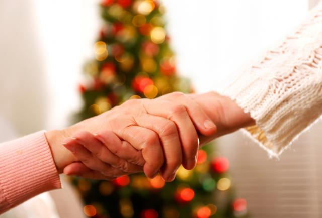 Colectivos lanzan colecta navideña para familias de extrabajadores de AHMSA