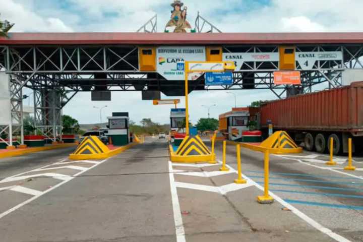 Tercer aumento en el año: Vehículos livianos pagarán 100 bolívares en peajes del país