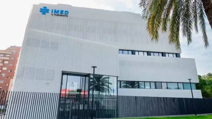 Detenido un cirujano acusado de violar a una paciente en Murcia