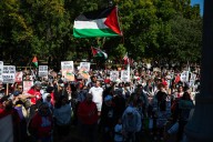 Suffolk prosecutors to drop felony ‘inciting a riot’ charges against 7 pro