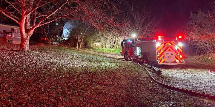 Firefighters respond to house fire overnight Thursday in Daviess Co.