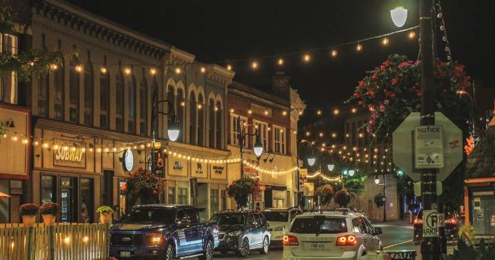 Holiday Trail a yuletide exploration of downtown St. Catharines shops and eateries