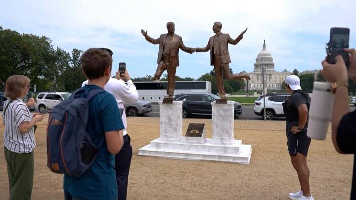 Los demócratas reflotan la presión a Trump con el 'caso Epstein' y publican vídeos y fotos de la casa del pederasta en las Islas Vírgenes