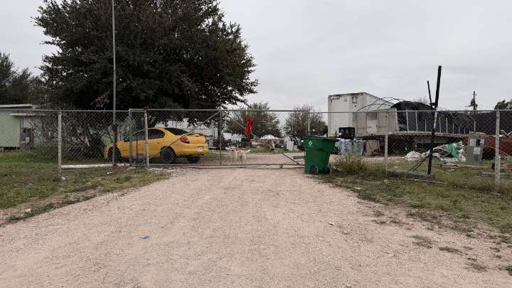 Hombre es encontrado inconsciente y muere momentos más tarde en Edinburg