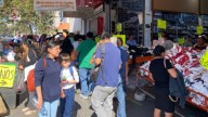 Comienzan las compras navideñas en el centro de Monterrey