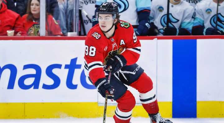 NHL Insider Provides Update On Connor Bedard Injury And Blackhawks Fans Are Freaking Out