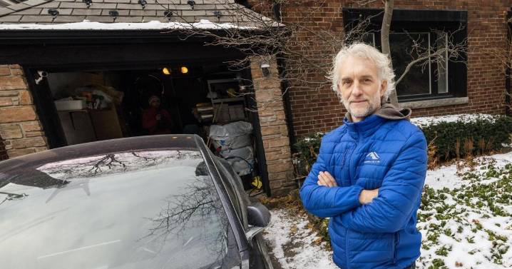 Why this Toronto man gets paid to charge his EV at home