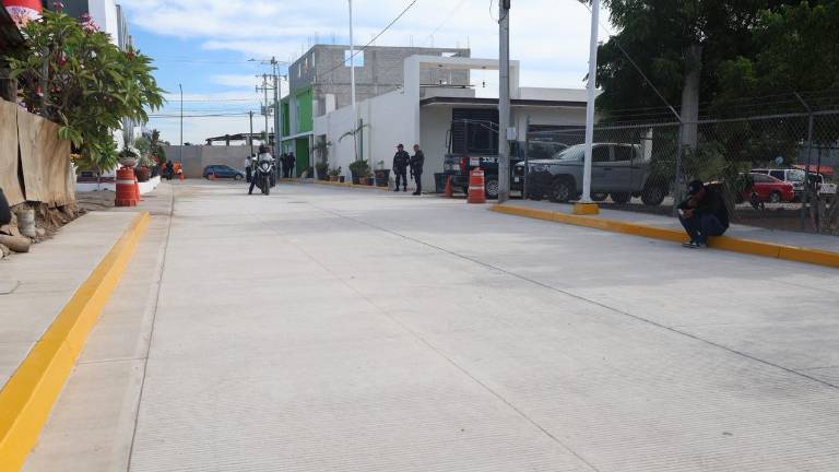 Inauguran pavimentación de Avenida Los Álamos en La Cruz, Elota