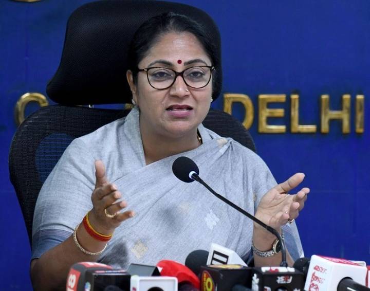 ‘Measuring pollution with a thermometer’: AAP makes fun of Rekha Gupta