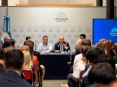 El bloque libertario recibió a Sturzenegger en Diputados y tomaron apunte sobre…