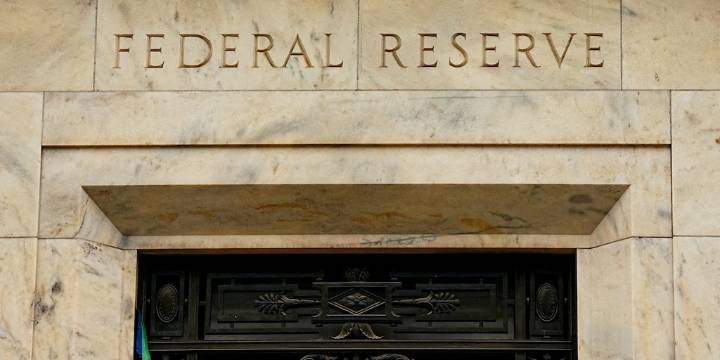 La independencia de la Fed y la falacia de la econometría: realidades y límites del control monetario