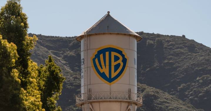 Netflix deal: Paramount goes hostile in bid for Warner Bros.